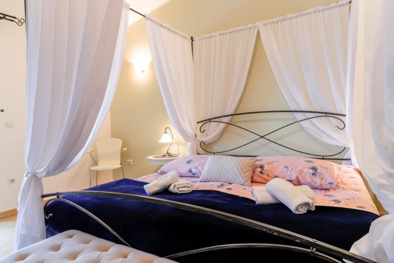 Žbandaj Bed & Breakfast Kastel מראה חיצוני תמונה